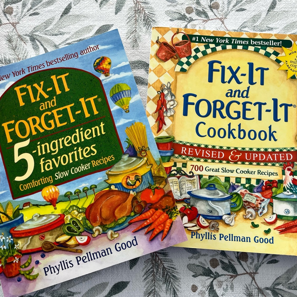 Vintage Fix it and forget it cookbook Slow cooker recipes (set of two)